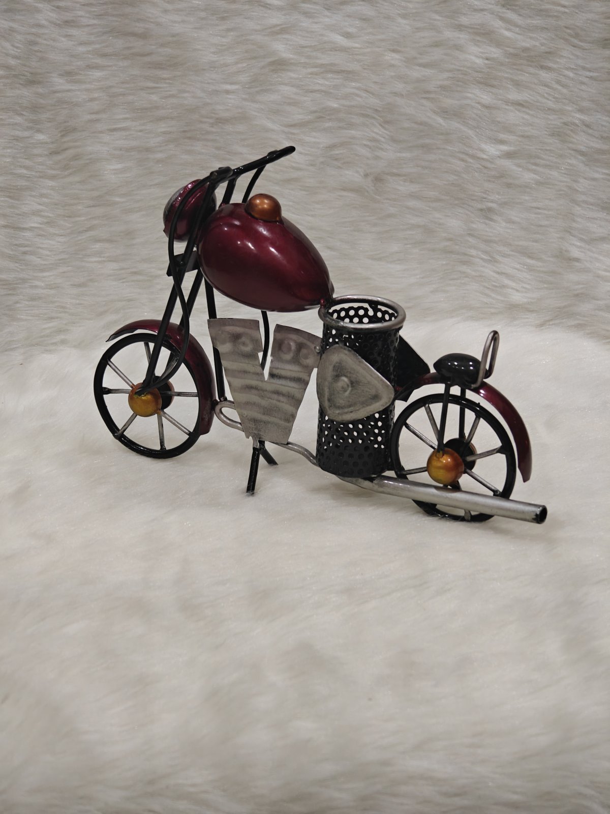 Bike Pen Stand - Handcrafted Decor