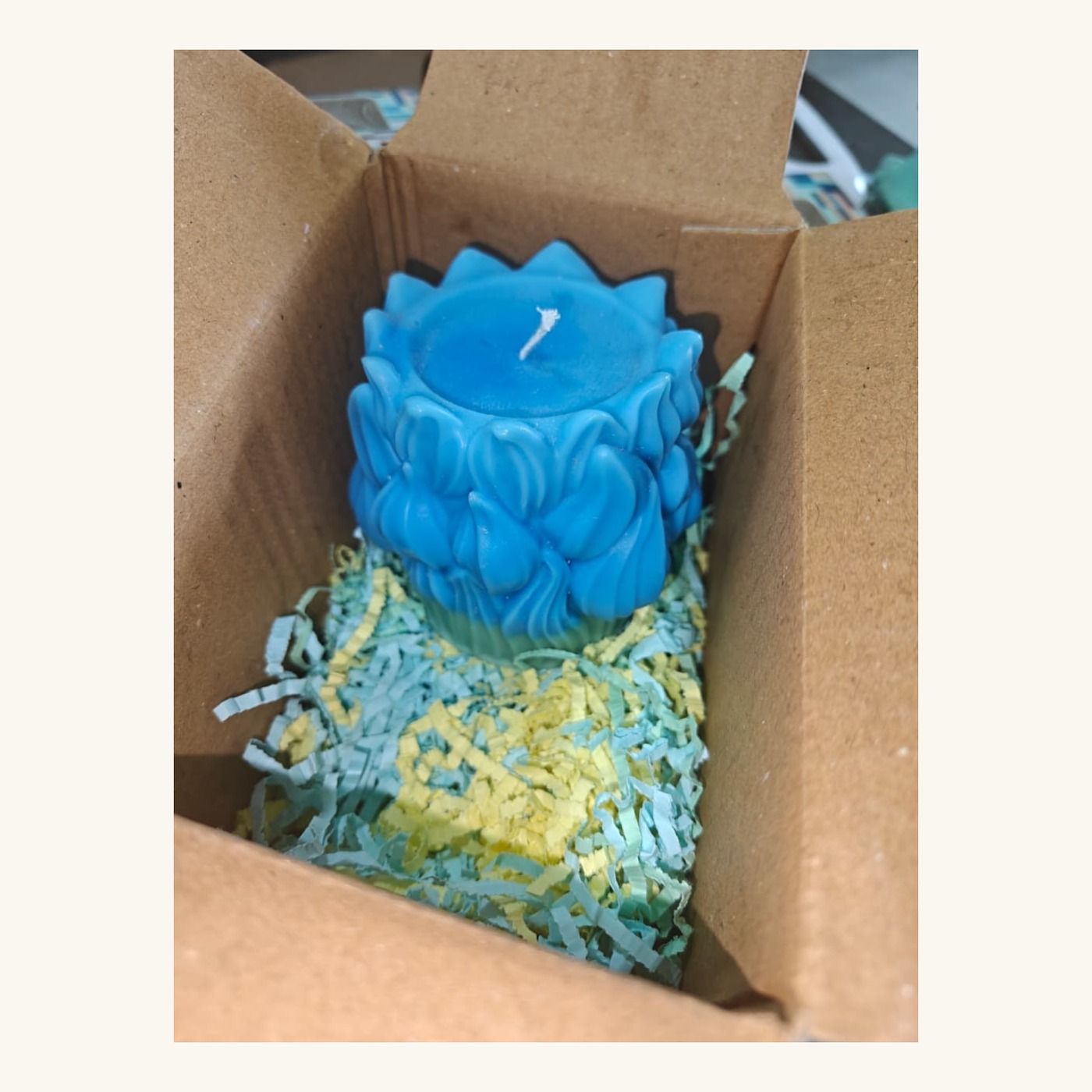 Lily Bouquet Candle โ view 4