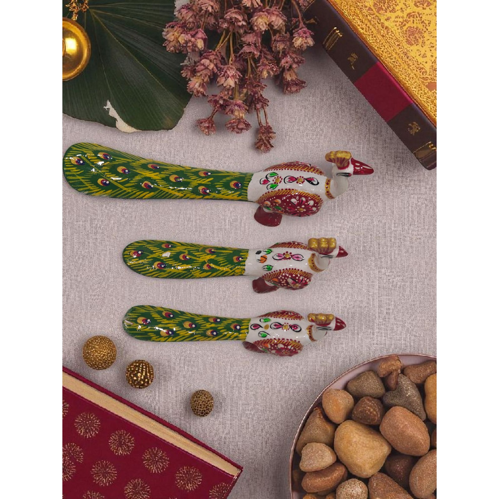 White Green Peacock, Handpainted Wooden Figurine - Image 5
