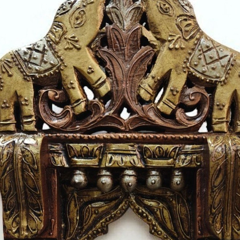 Close up of the carved elephants and detailing on top of the Jharokha
