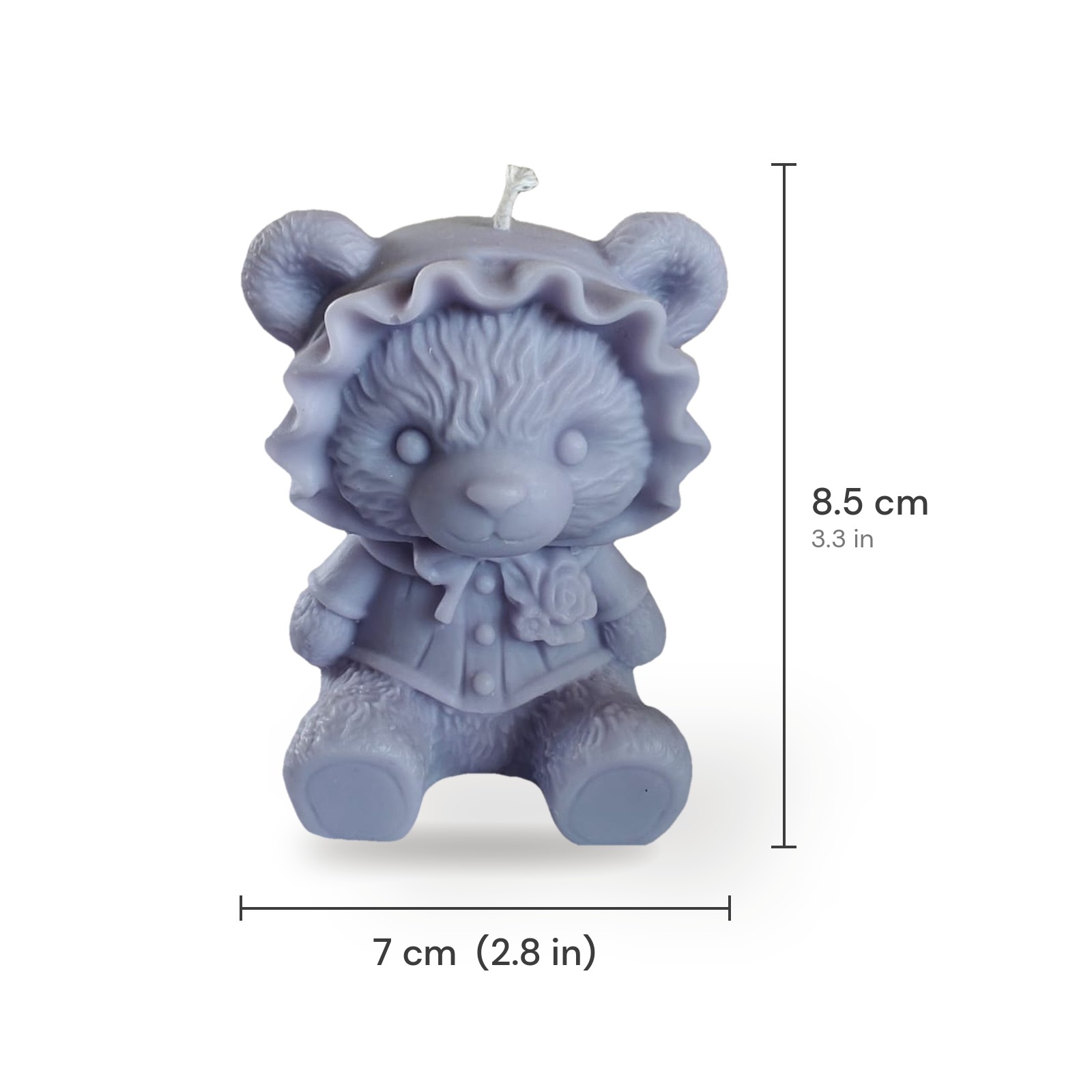 Cute Lady Bear Candle size chart: 7 cm wide, 8.5 cm tall